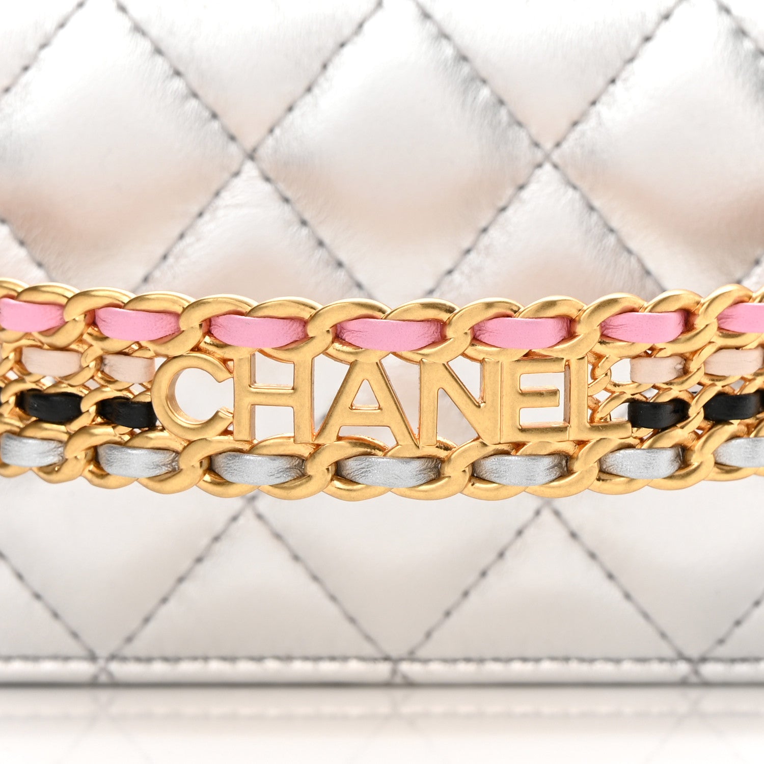 Chanel Metallic Lambskin Quilted Pick Me Up Vanity Case Silver 14 of 15