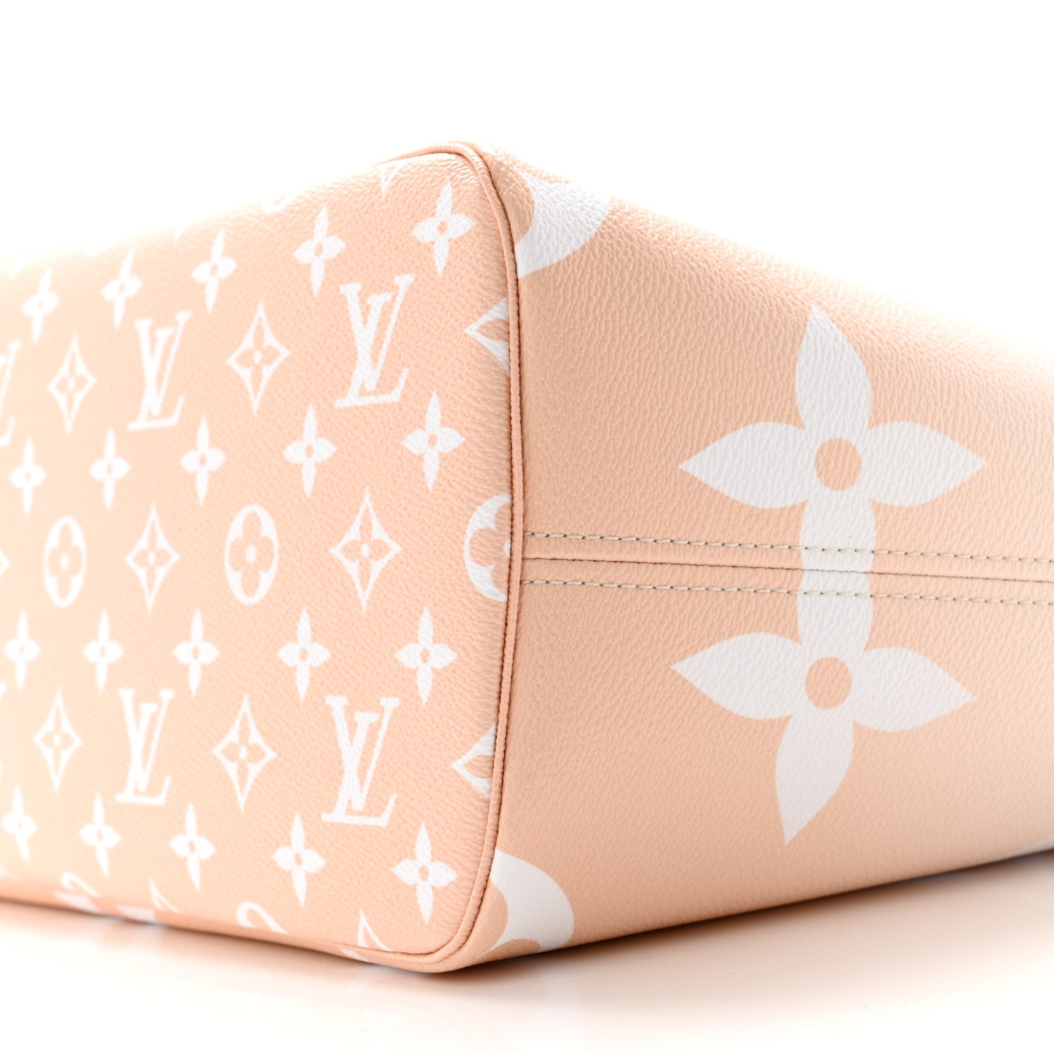 Louis Vuitton Monogram Giant By The Pool Neverfull MM Brume 9 of 10