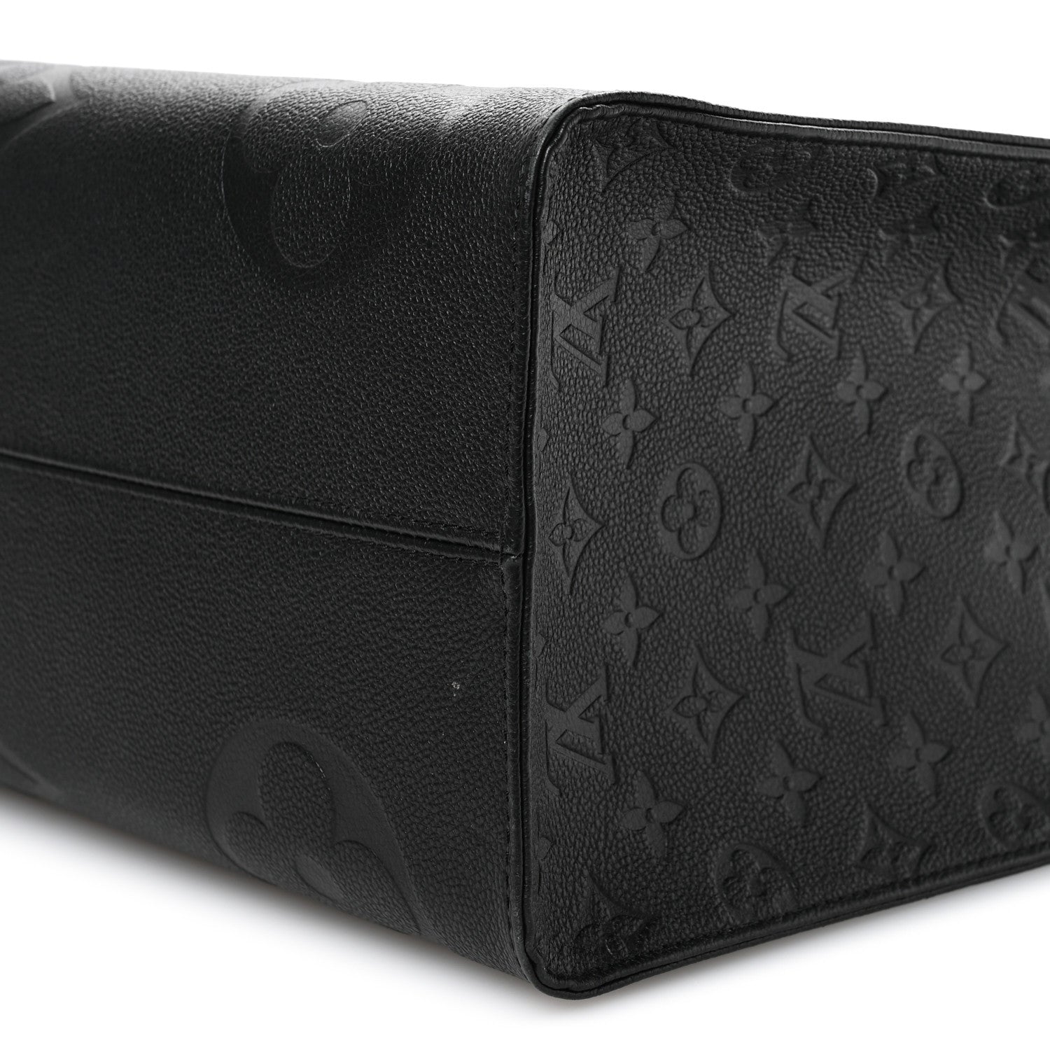 Louis Vuitton Empreinte Monogram Giant Onthego GM Black 9 of 10