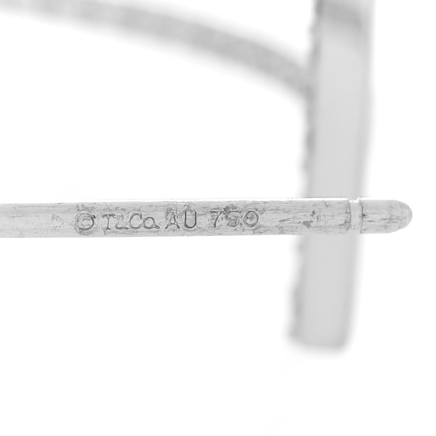 18K White Gold Diamond Medium T Wire Hoop Earrings