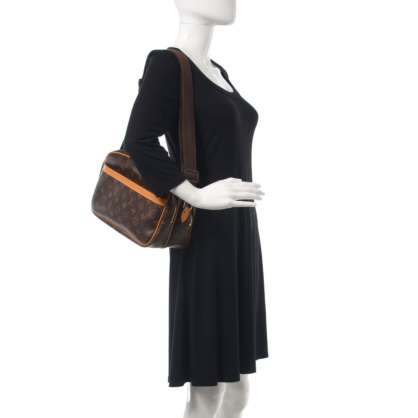 Monogram Reporter PM