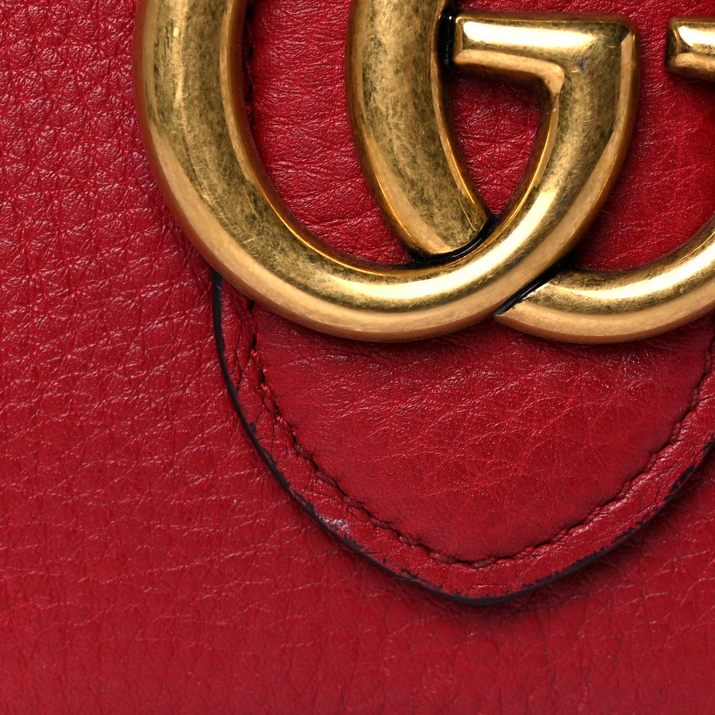 Calfskin GG Marmont Chain Wallet Vulcanic Red