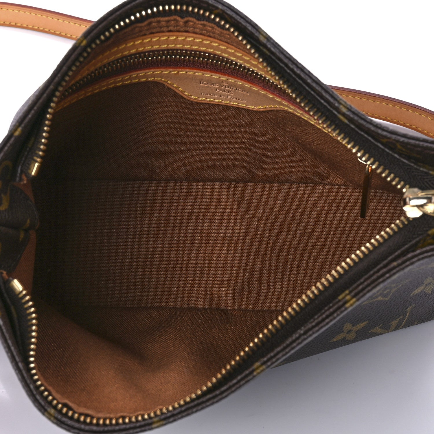 Louis Vuitton Monogram Trotteur 5 of 10