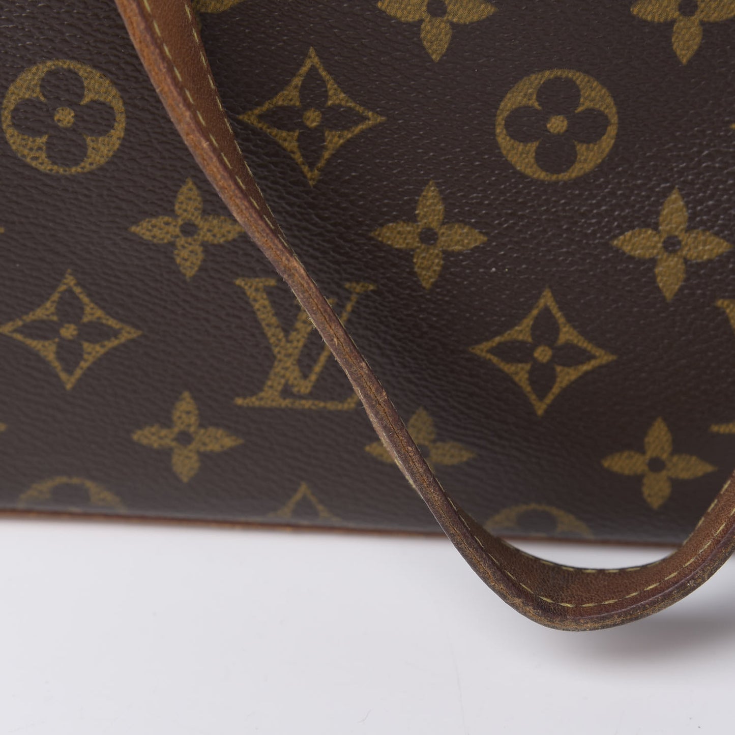 Monogram Cabas Mezzo