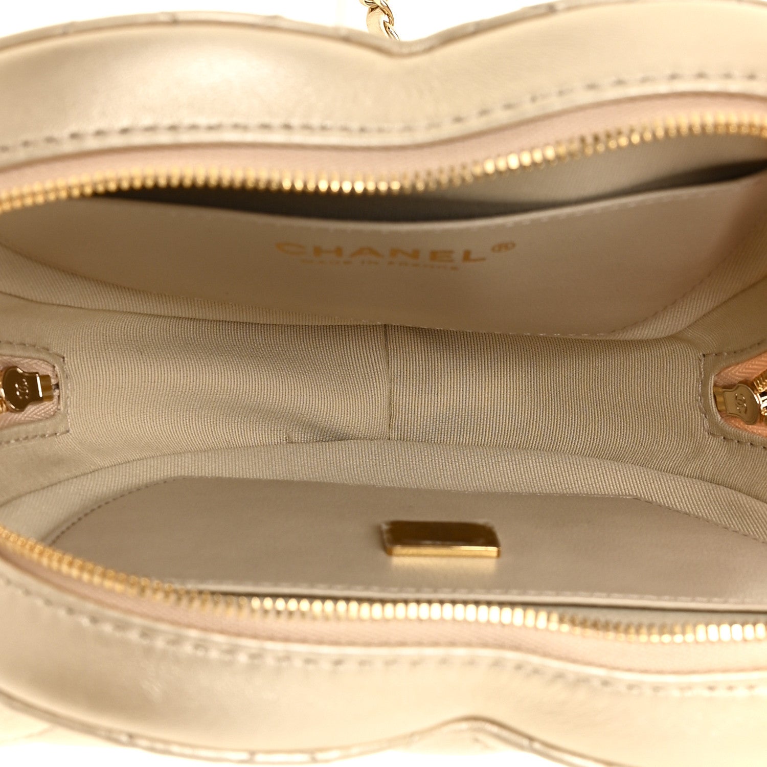 Chanel Metallic Lambskin Quilted CC In Love Heart Bag Gold 7 of 11