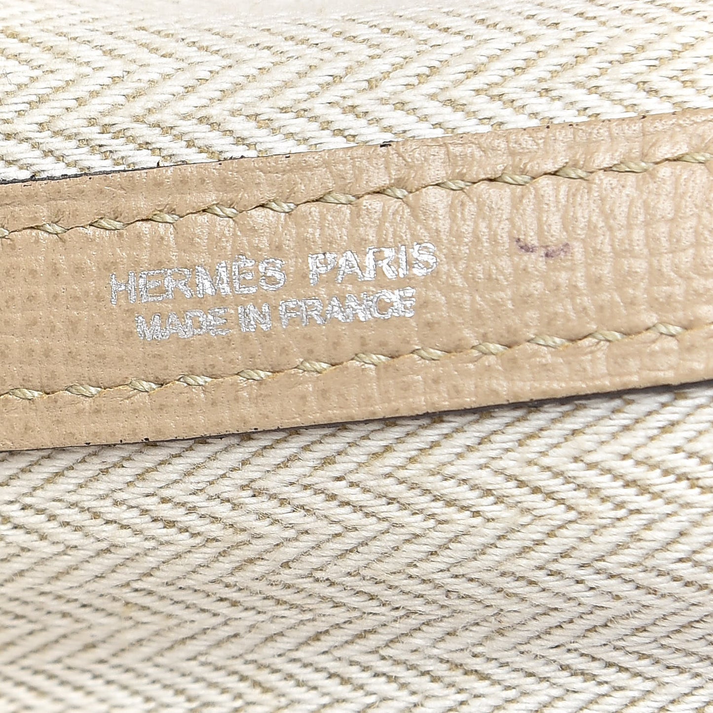 Epsom Garden Party 36 MM Trench