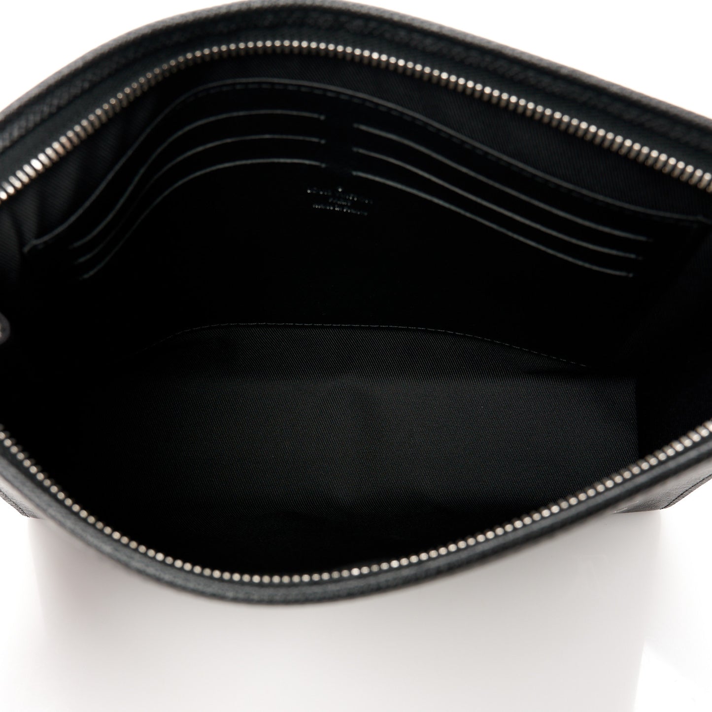 Taiga Pochette Voyage MM Black