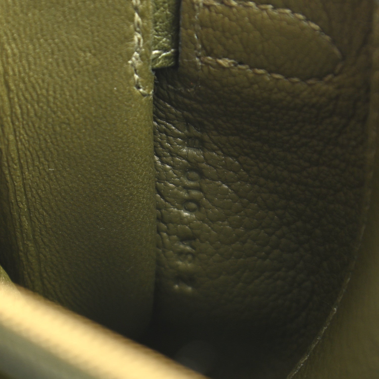 Hermes Ostrich Kelly Wallet To Go Vert Veronese 6 of 10