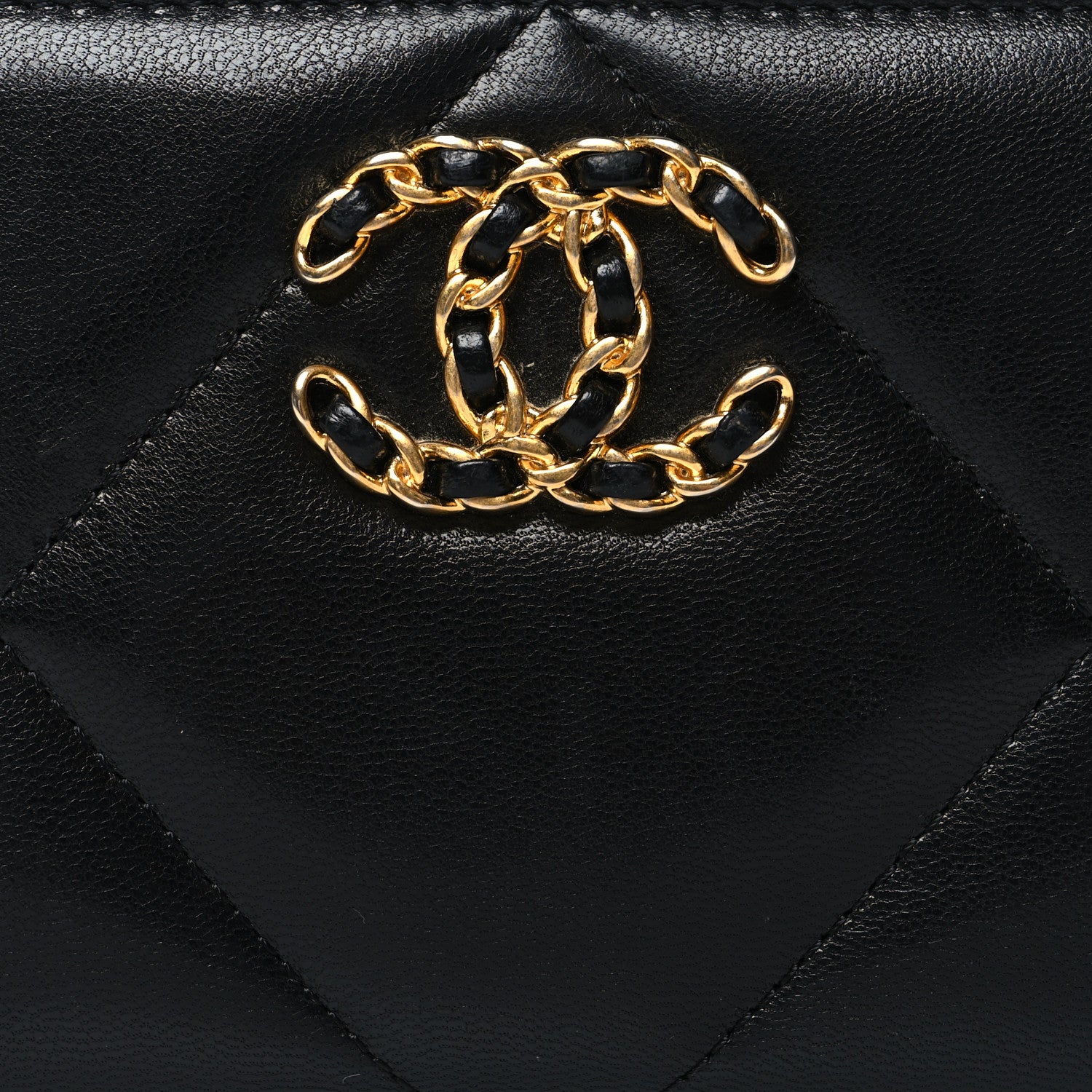 Chanel Goatskin Quilted Medium Chanel 19 Zipped Wallet Black 8 of 8