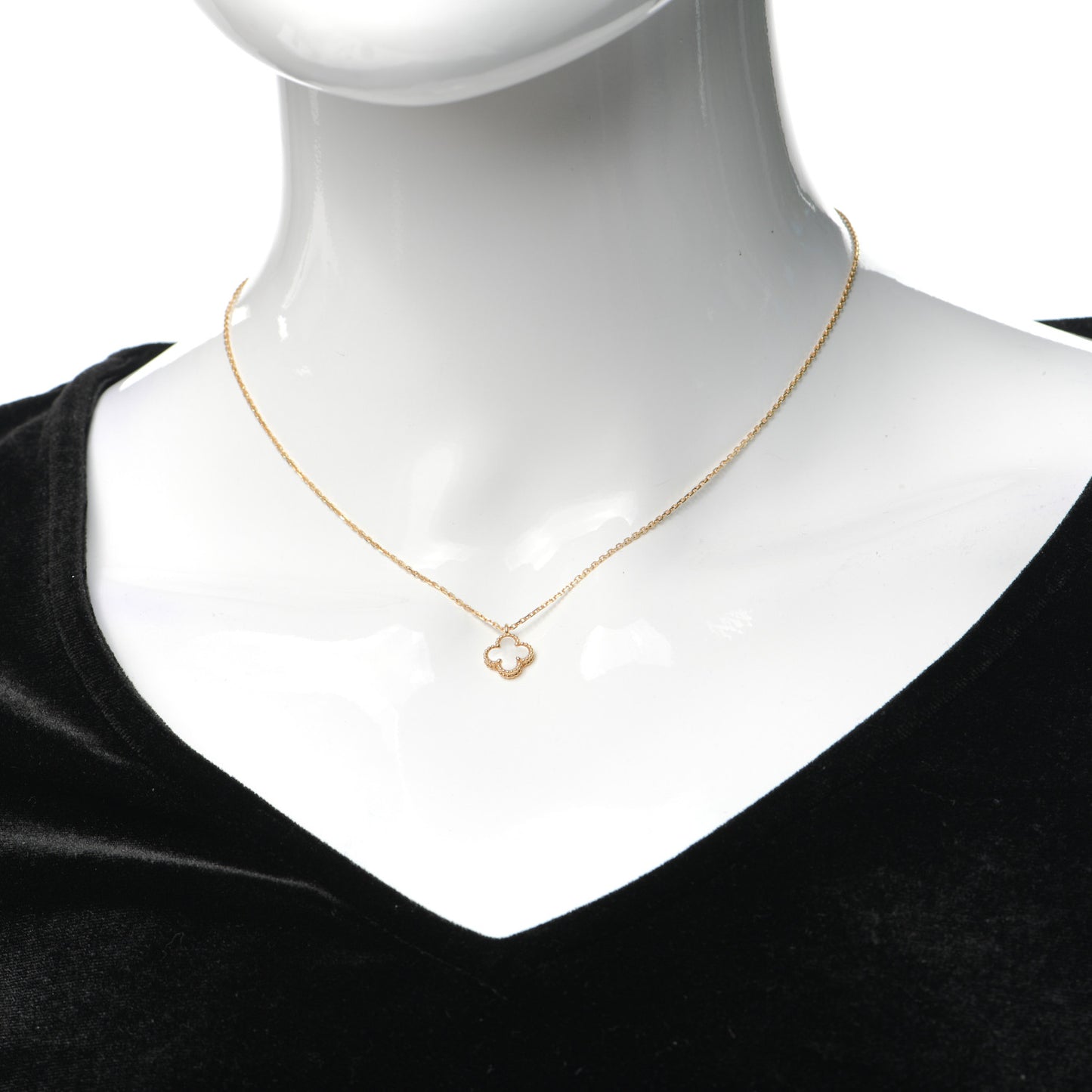 18K Yellow Gold Mother of Pearl Sweet Alhambra Pendant Necklace