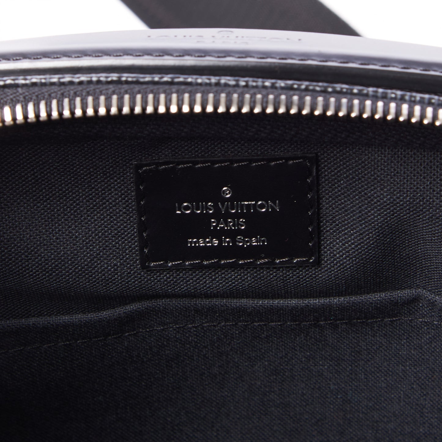 Damier Graphite Ambler