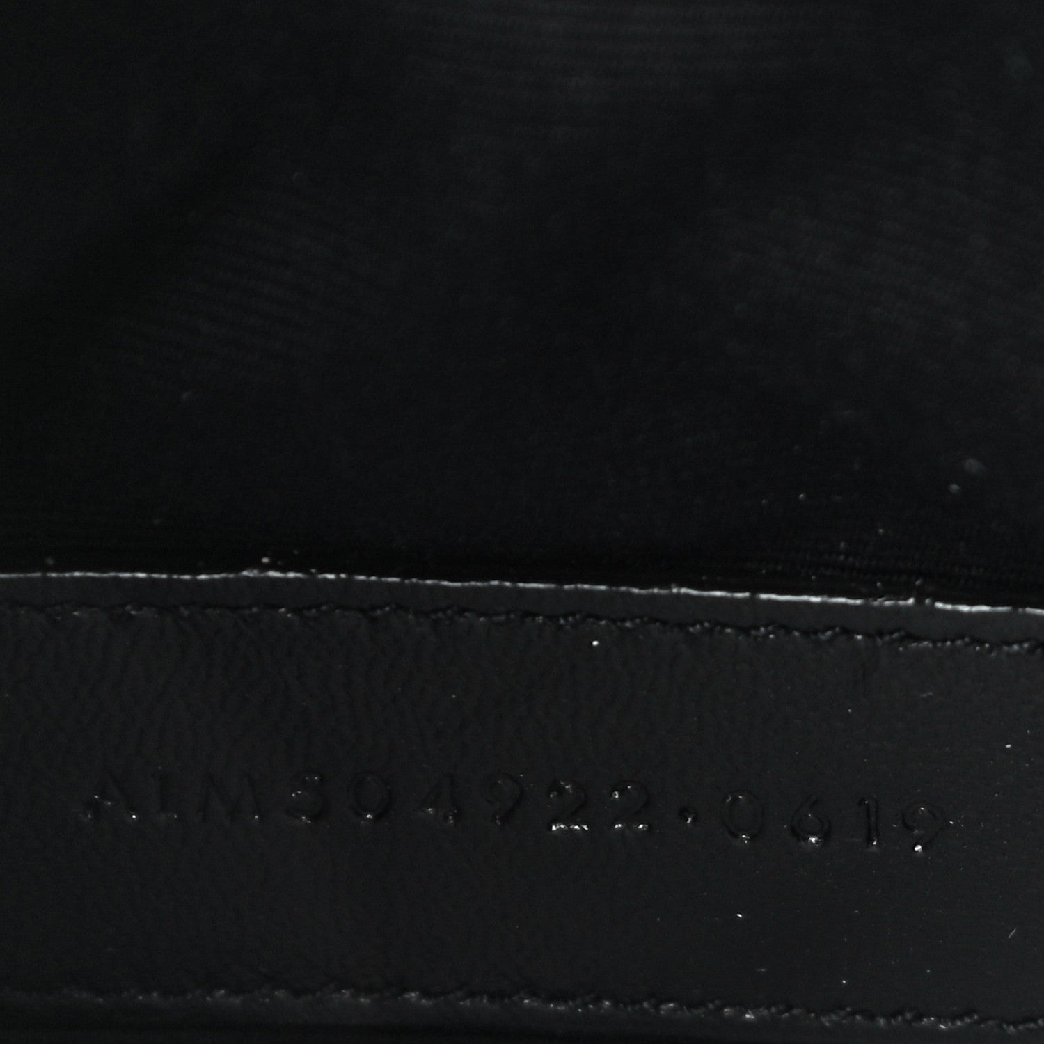 Saint Laurent Grain De Poudre Chevron Monogram Bill Pouch Dark Beige 7 of 11