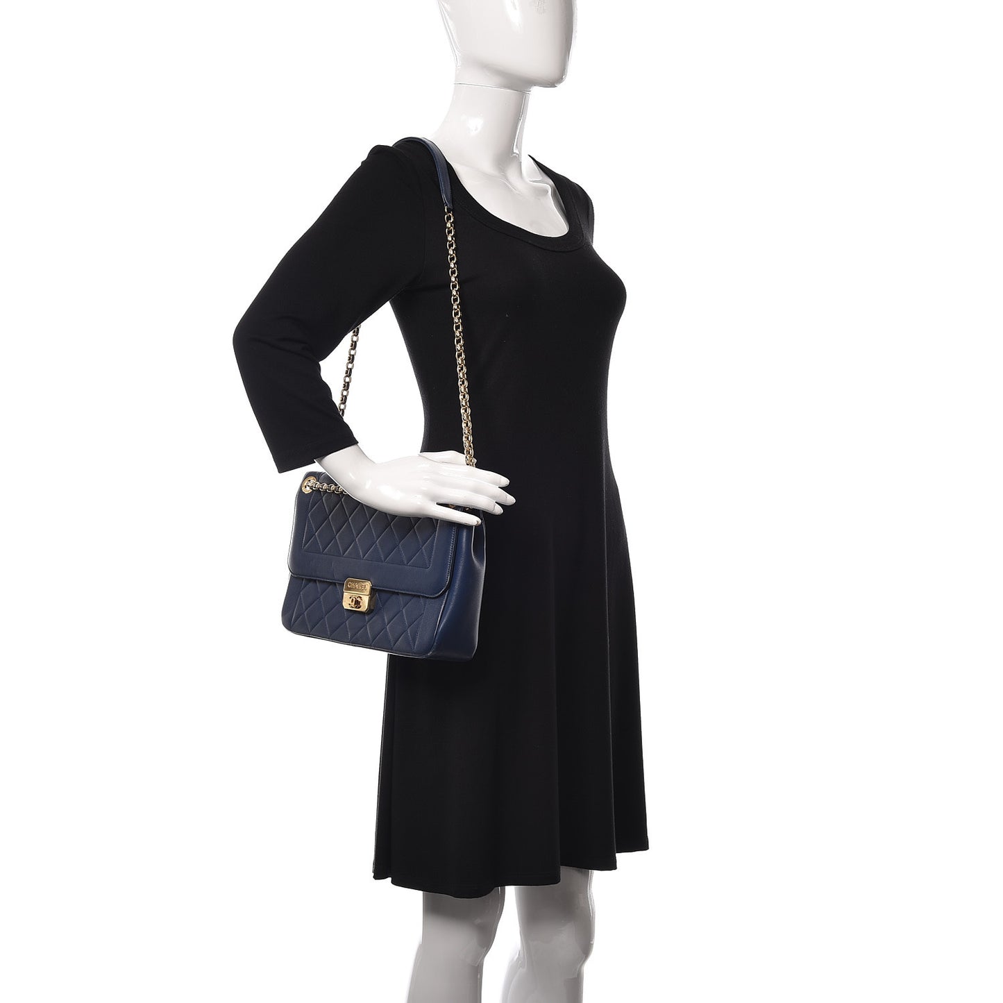 Lambskin Quilted Large Chic With Me Flap Navy
