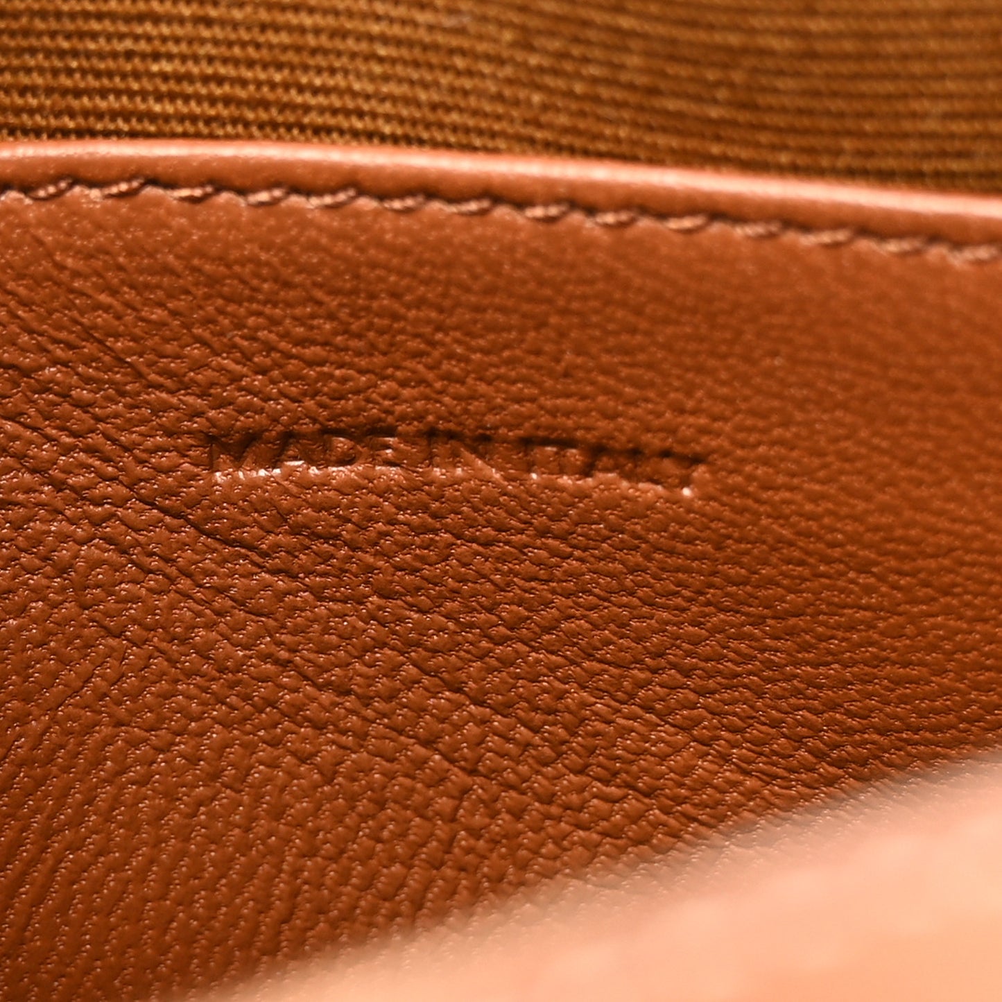 Lambskin Triomphe Canvas Round Purse On Strap White Tan