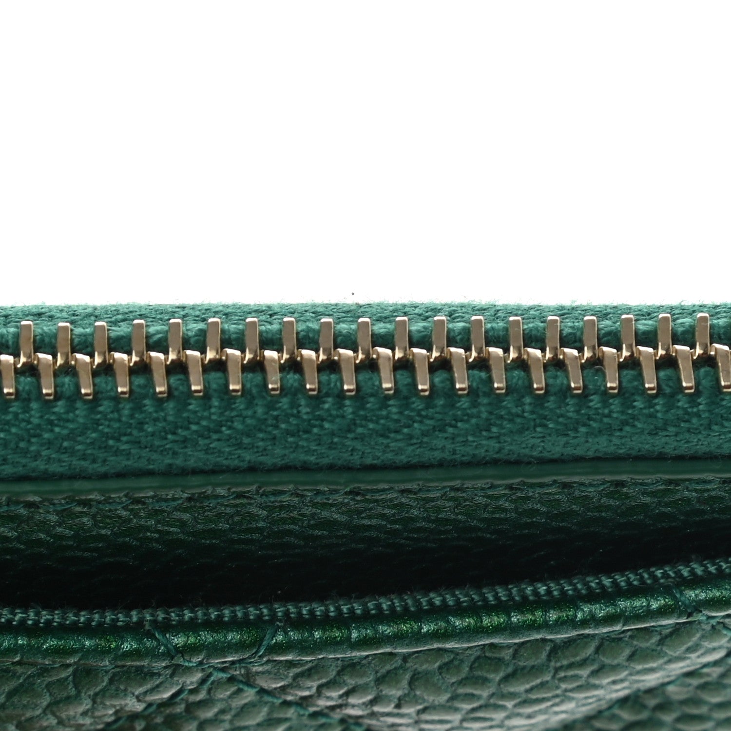 Chanel Metallic Caviar Quilted CC Zip Card Holder Green 8 of 10