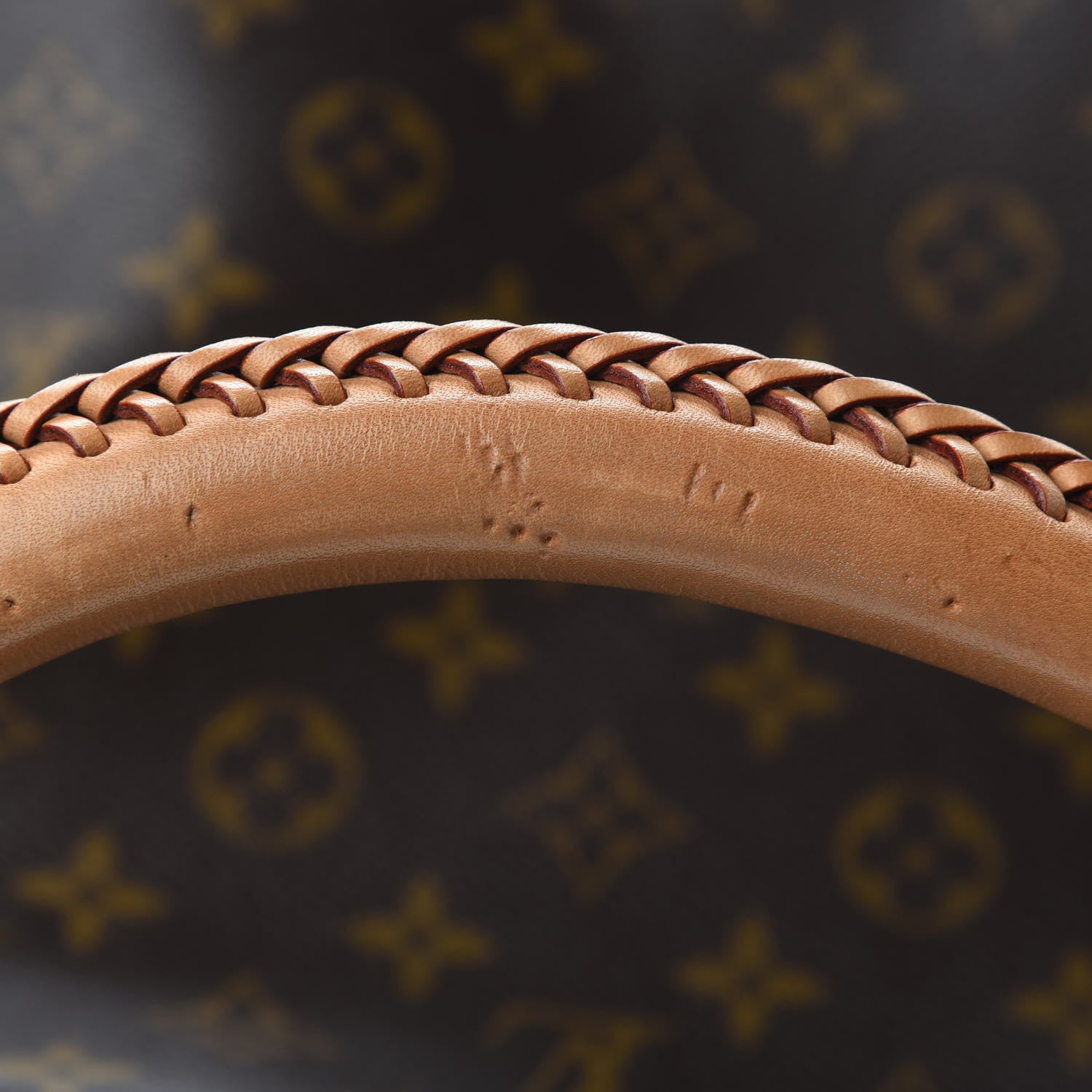 Louis Vuitton Monogram Artsy MM 10 of 12