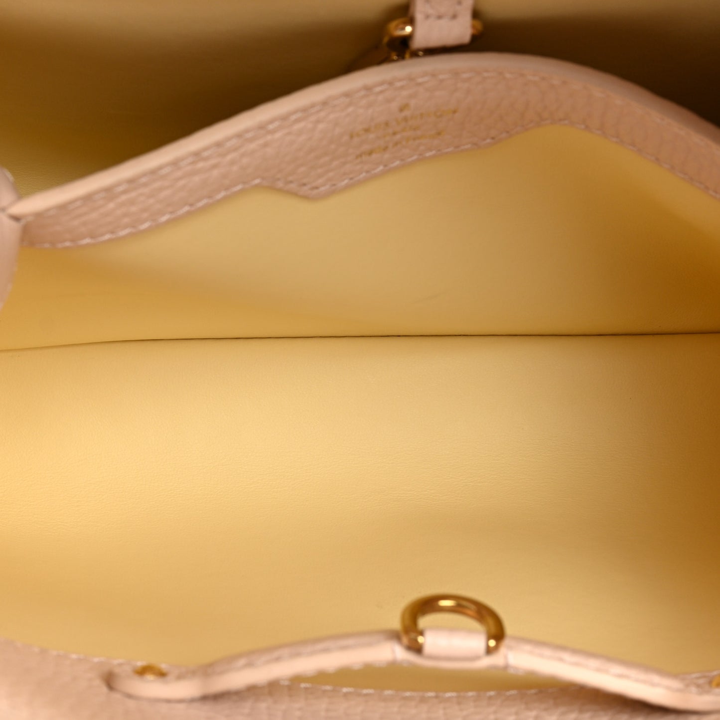 Taurillon Enamel Flower Chain Capucines BB Beige Yellow Creme