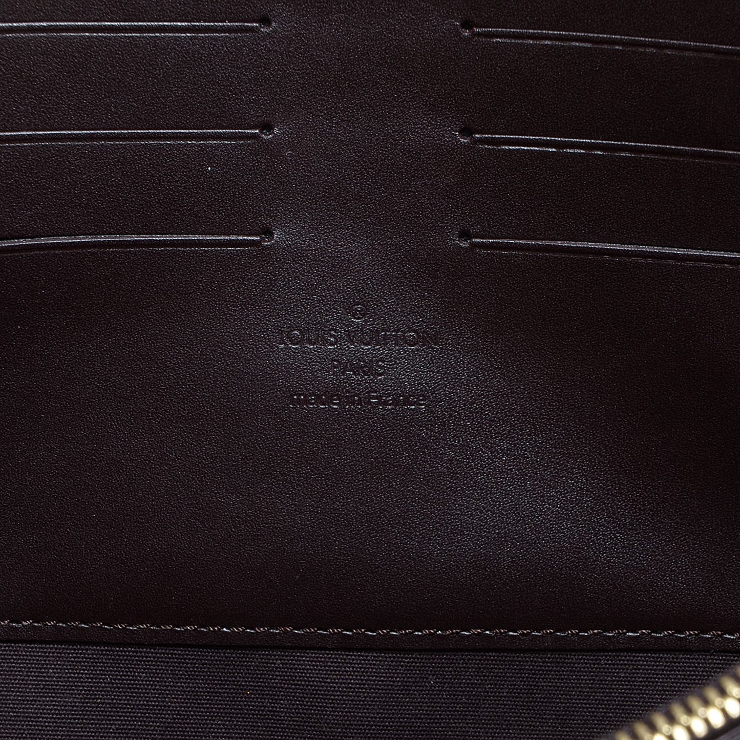 Vernis Robertson Clutch Amarante
