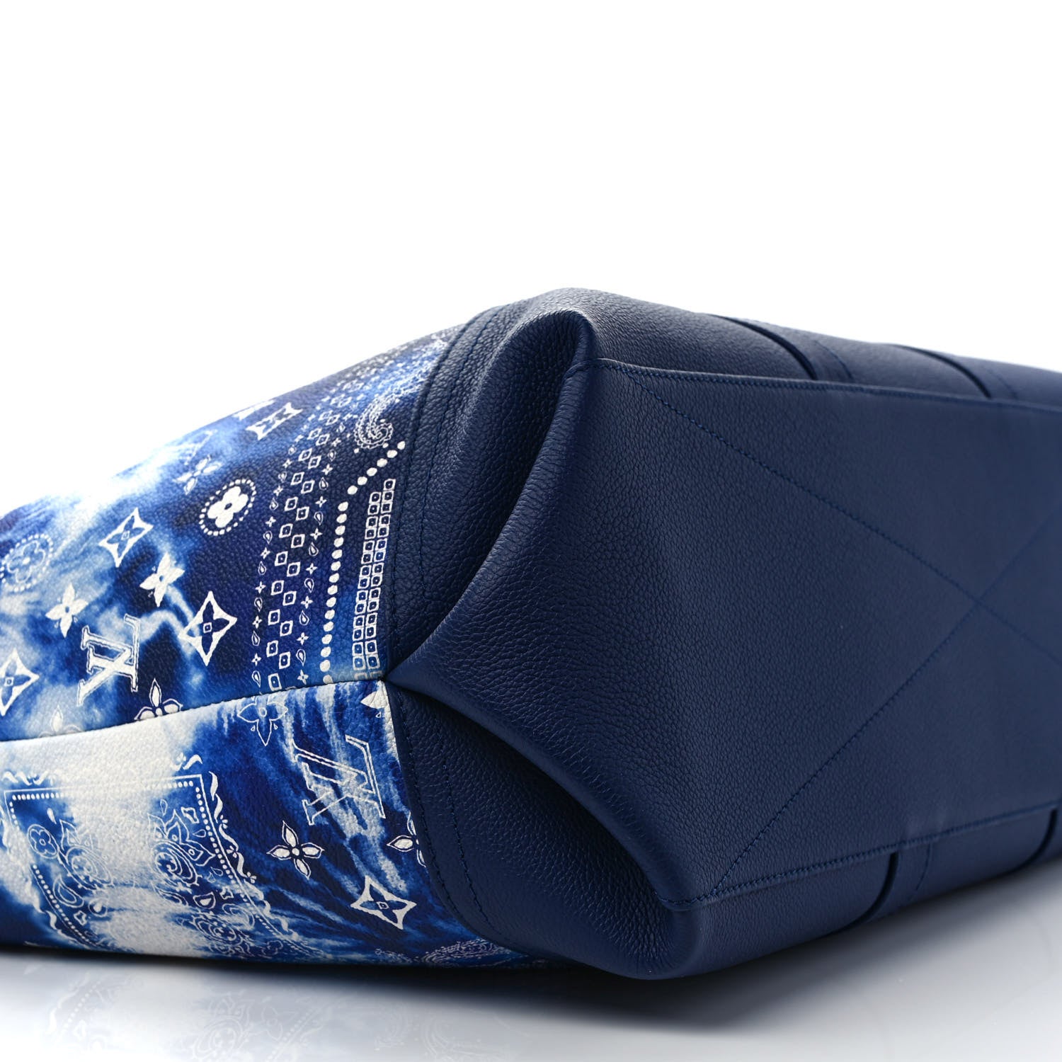 Louis Vuitton Cowhide Monogram Bandana Journey Tote Blue White 7 of 8