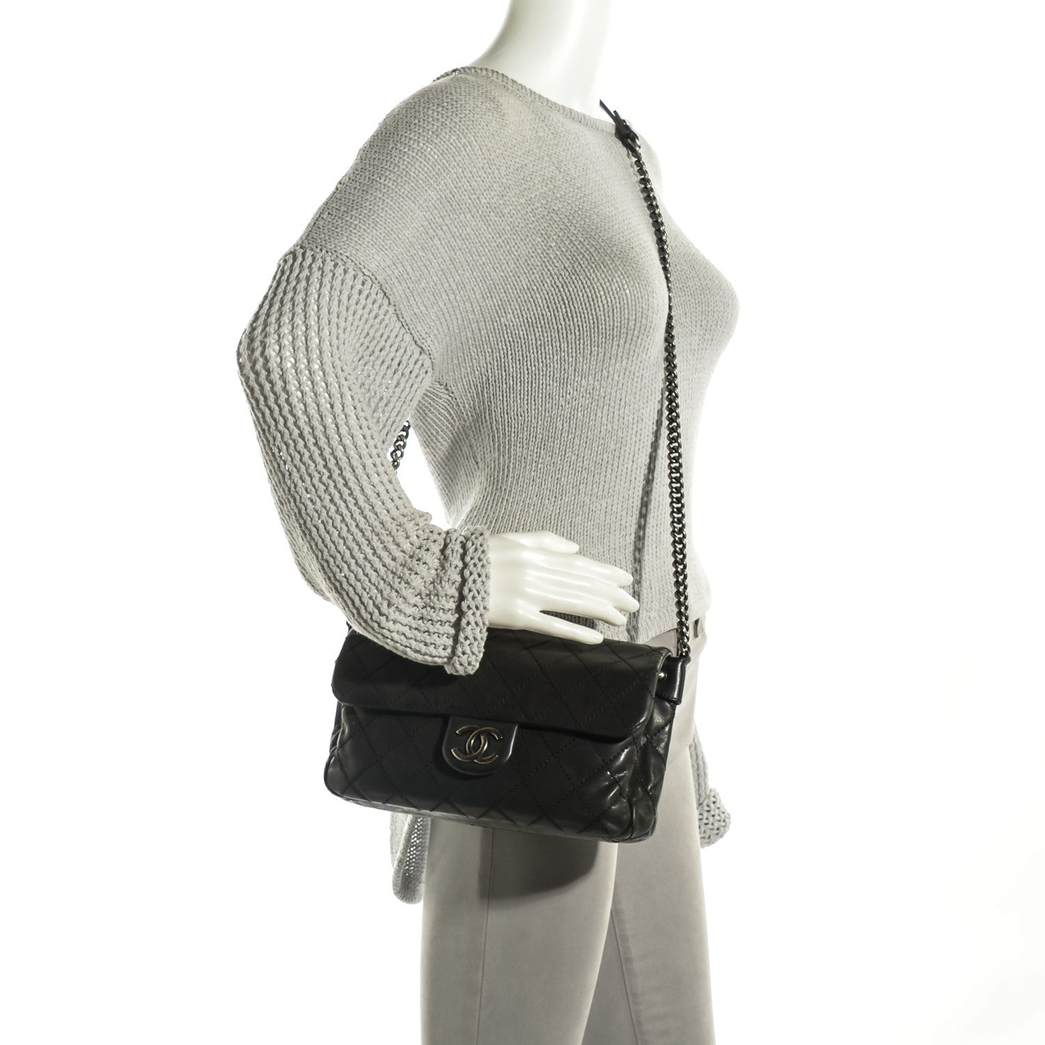 Chanel Iridescent Calfskin Coco Daily Medium Flap Black 2 of 7