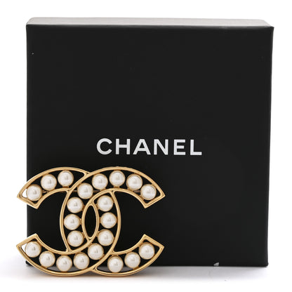 Chanel Pearl CC Brooch Gold 4 of 4