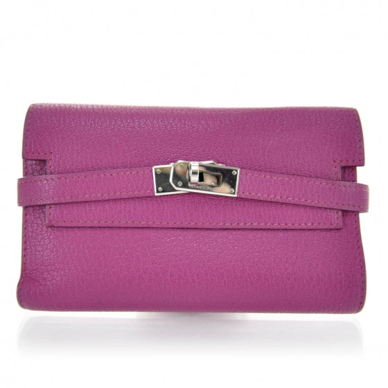 Chevre Mysore Medium Kelly Wallet Fuchsia