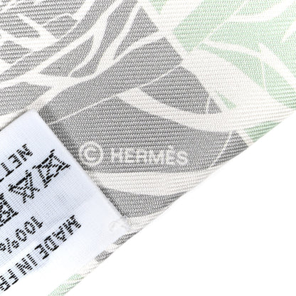 Hermes Silk Jungle Love Rainbow Twilly Vert Rose Jaune Fluo 3 of 4