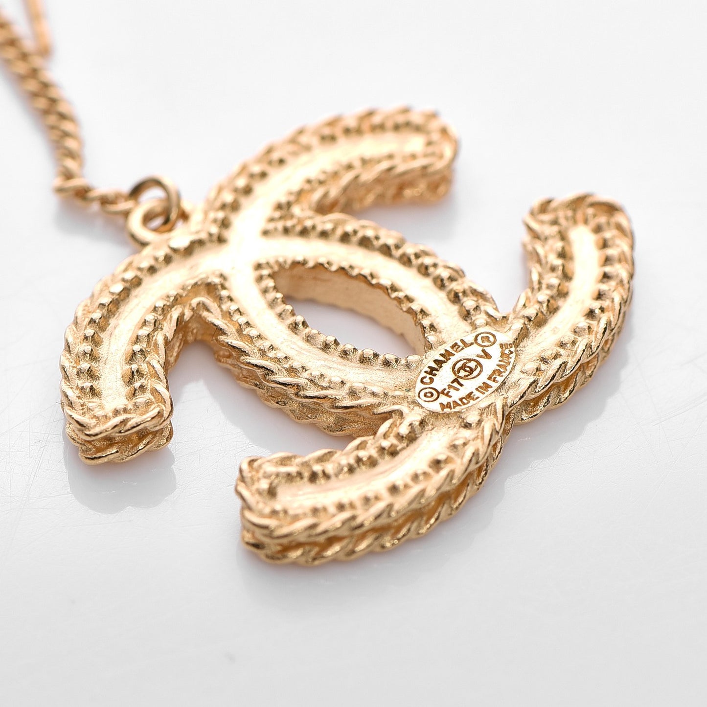 CC Drop Earrings Matte Gold