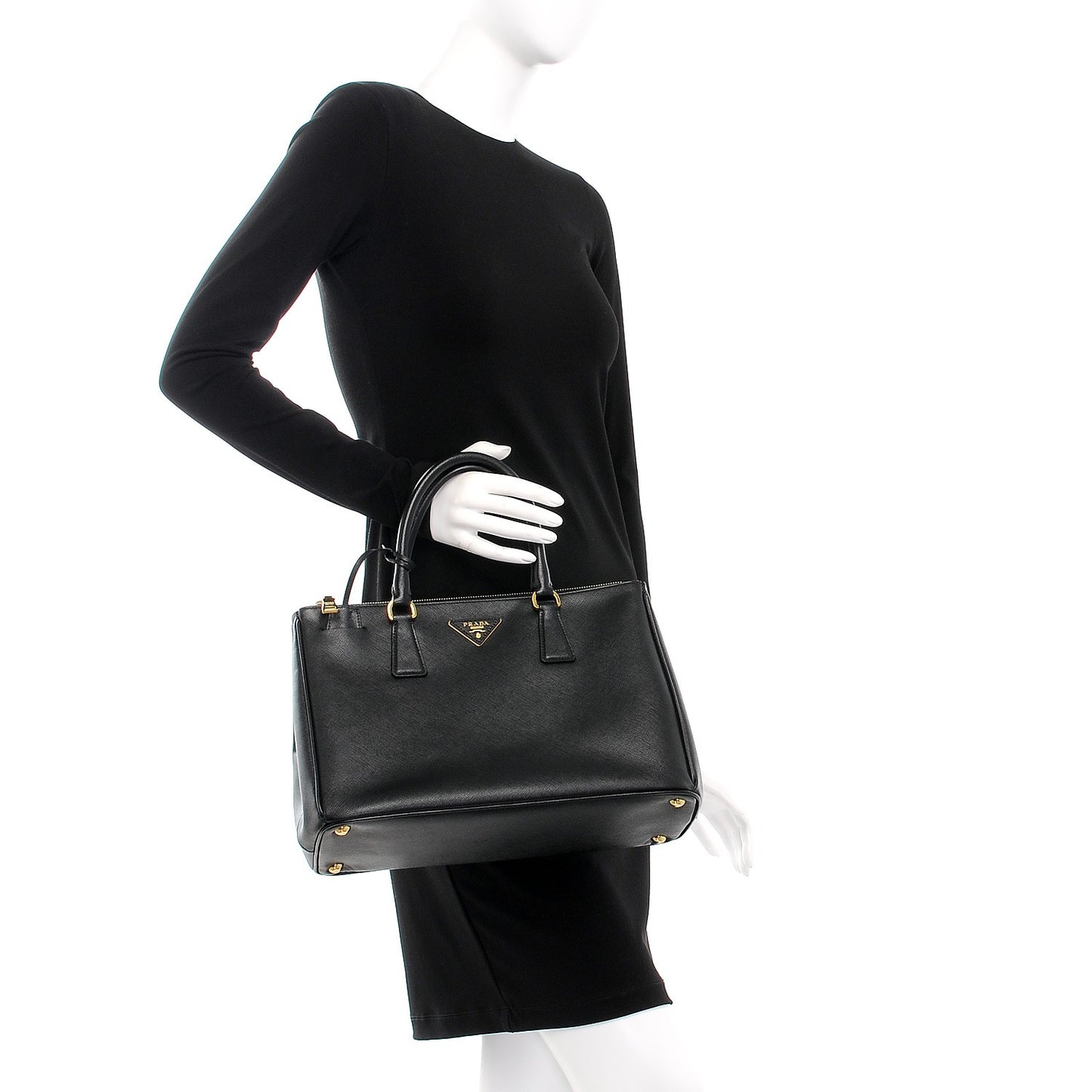 Saffiano Medium Galleria Double Zip Tote Black