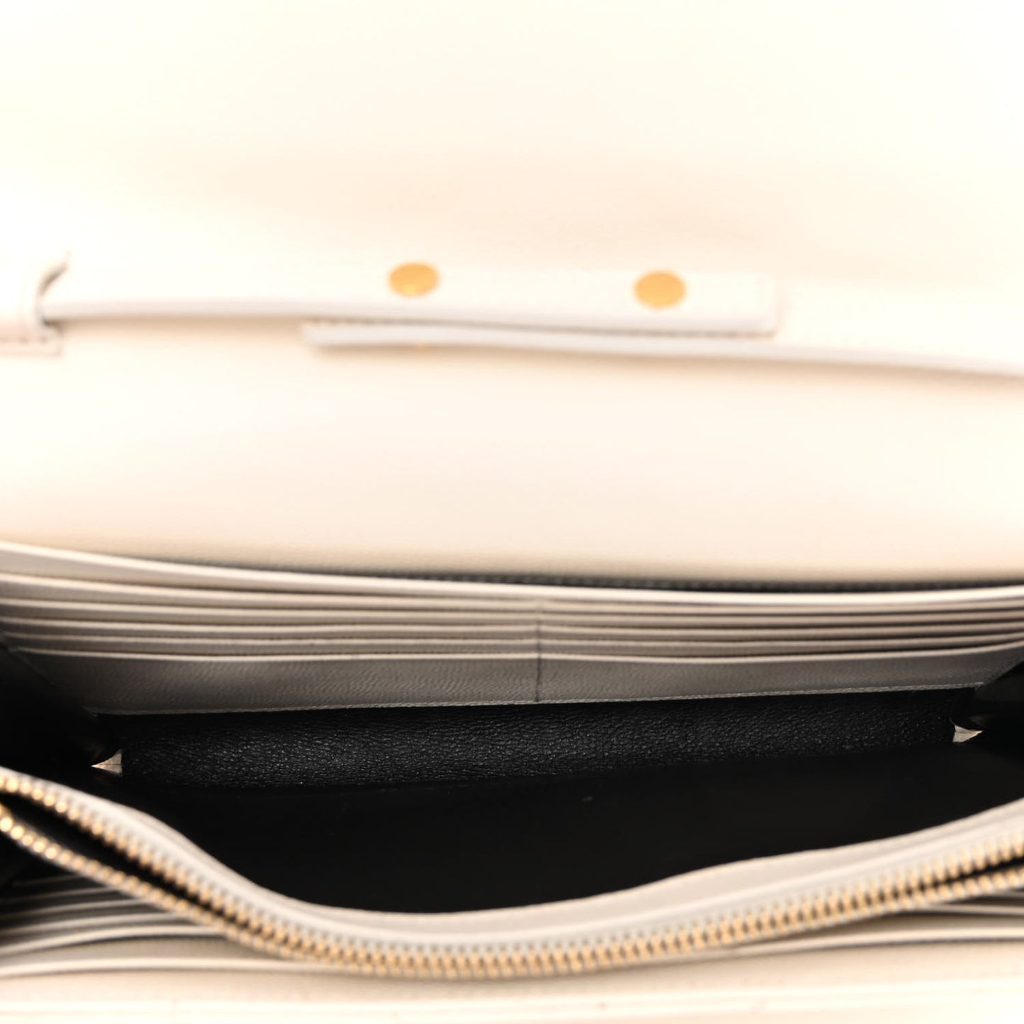 Grain De Poudre Matelasse Chevron Monogram Chain Wallet Crema Soft