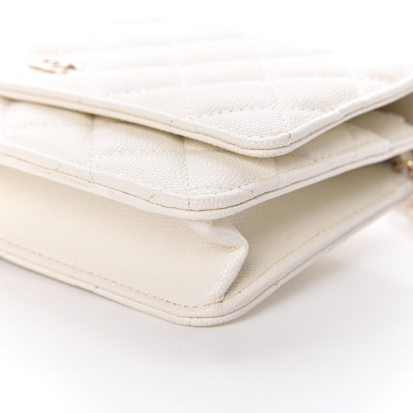 Caviar Quilted Wallet On Chain WOC White