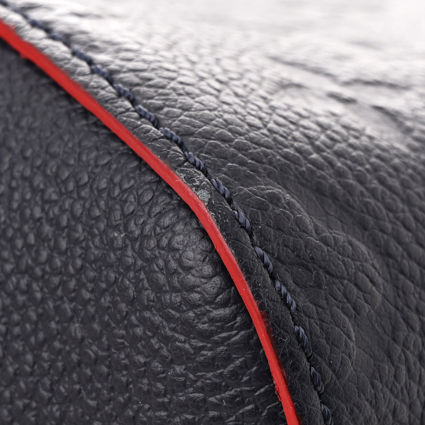 Empreinte Montaigne BB Marine Rouge