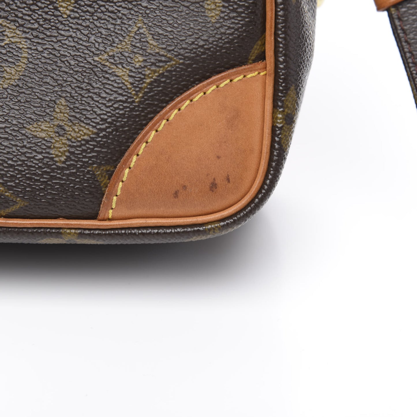 Monogram Amazone