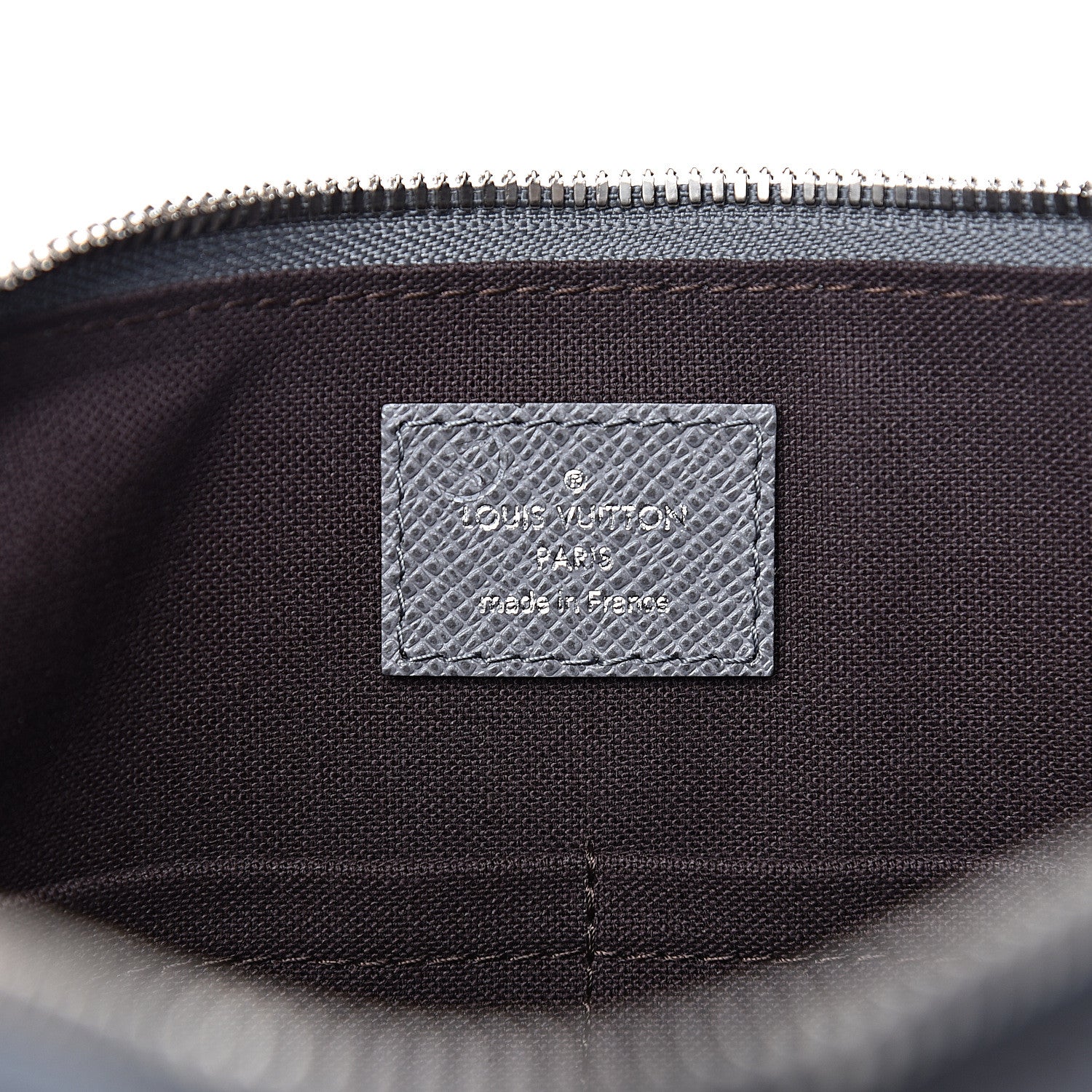 Louis Vuitton Taiga Grigori PM Messenger Glacier 6 of 9