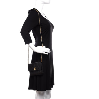 Chanel Lambskin Diamond Stitch Crossbody Black 2 of 10
