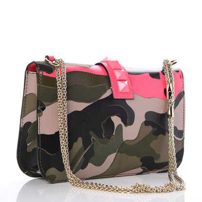 Valentino Garavani Nappa Canvas Camouflage Medium Glam Lock Rockstud Flap Fuxia Fluo 3 of 7