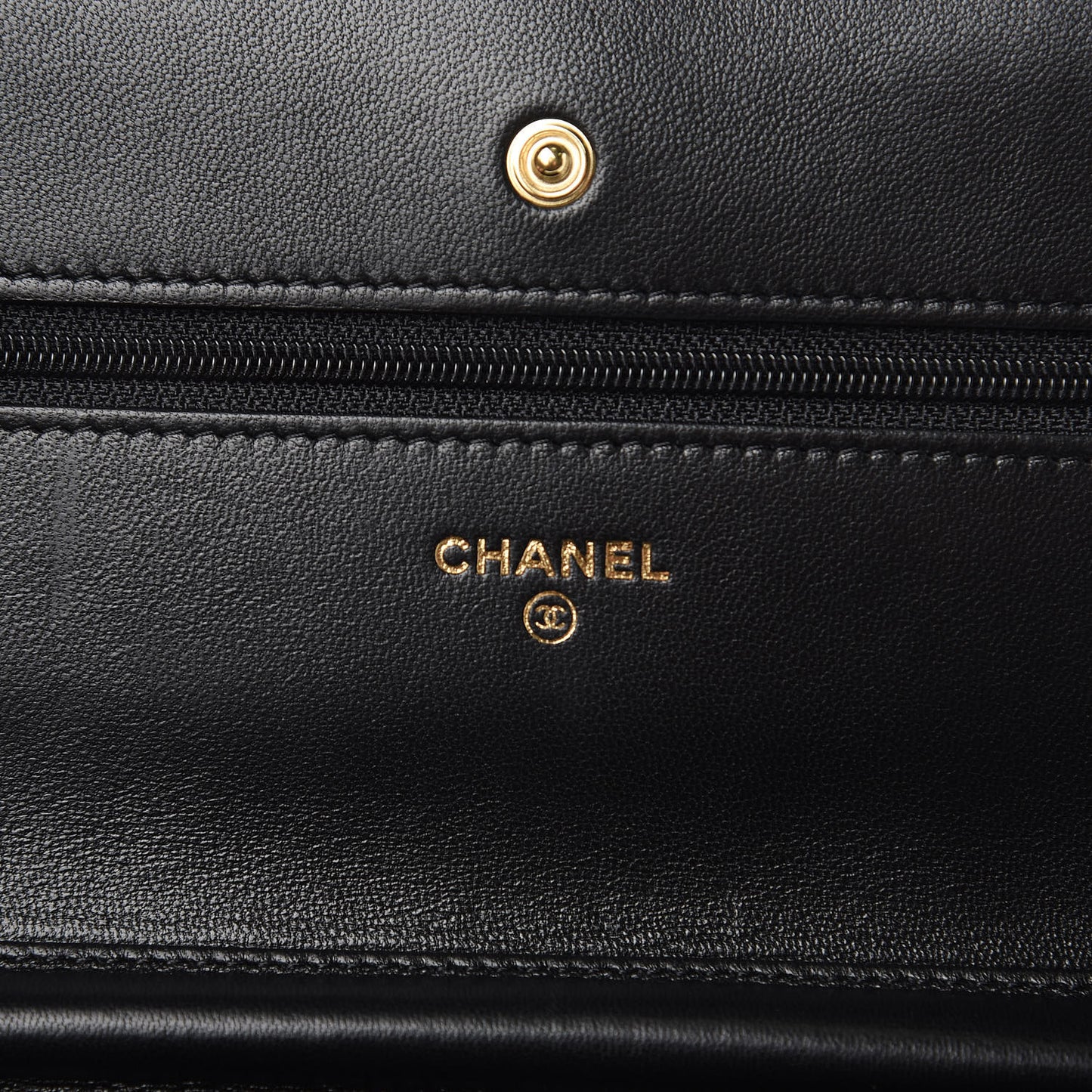 Lambskin Quilted Wallet On Chain WOC Black