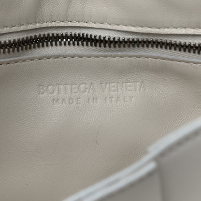 Bottega Veneta Lambskin Maxi Intrecciato Cassette Crossbody Bag White 5 of 11