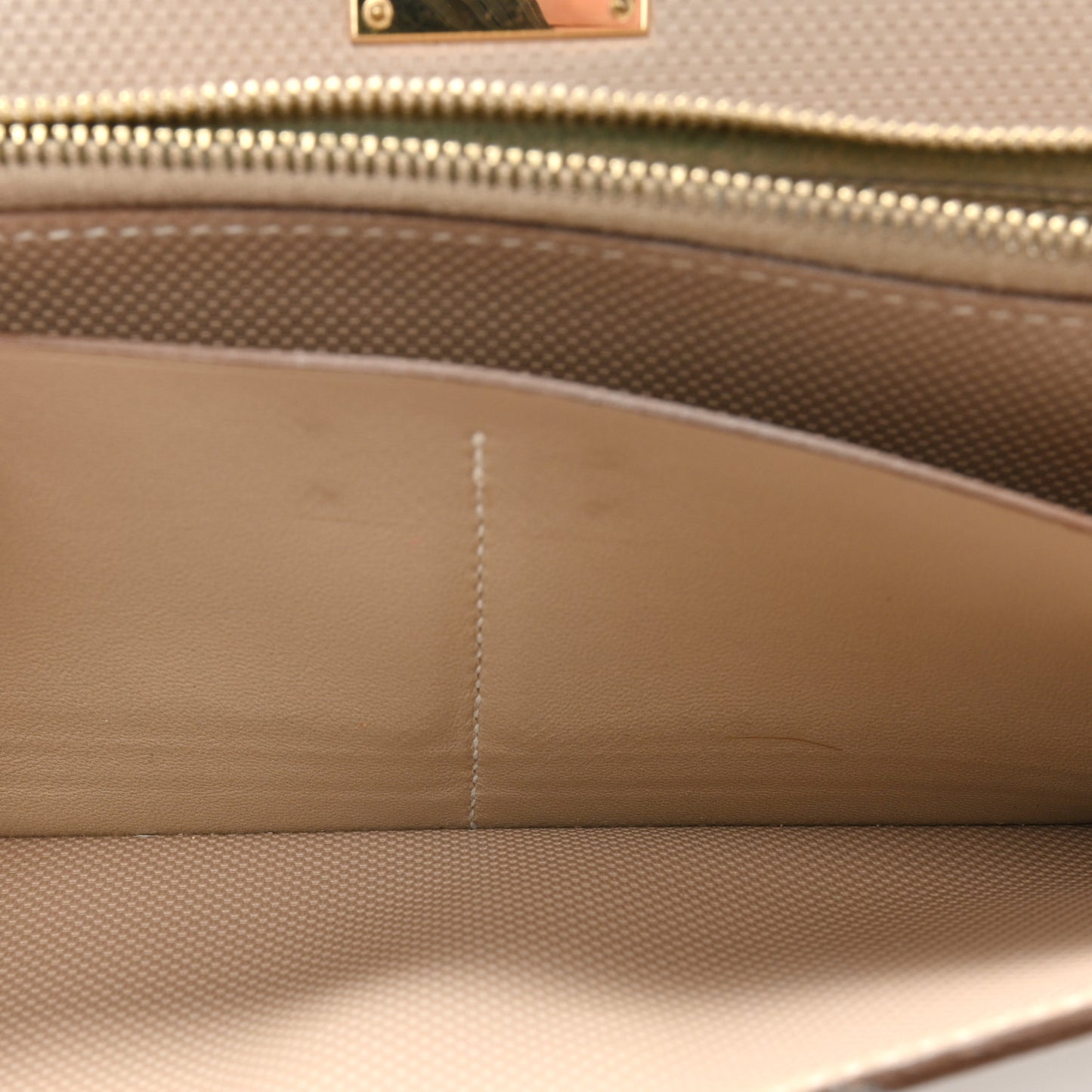 Grain d'H Kelly Longue Wallet Argile