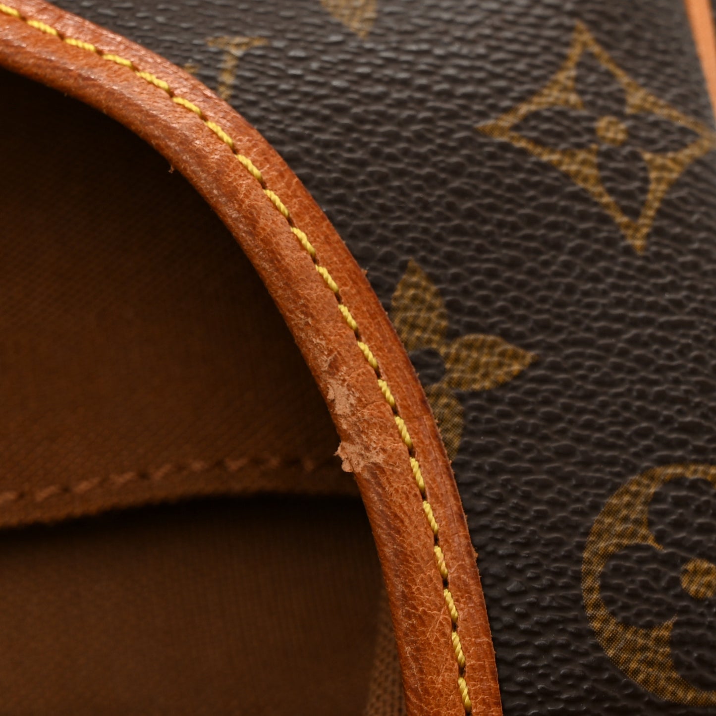 Monogram Saumur 35