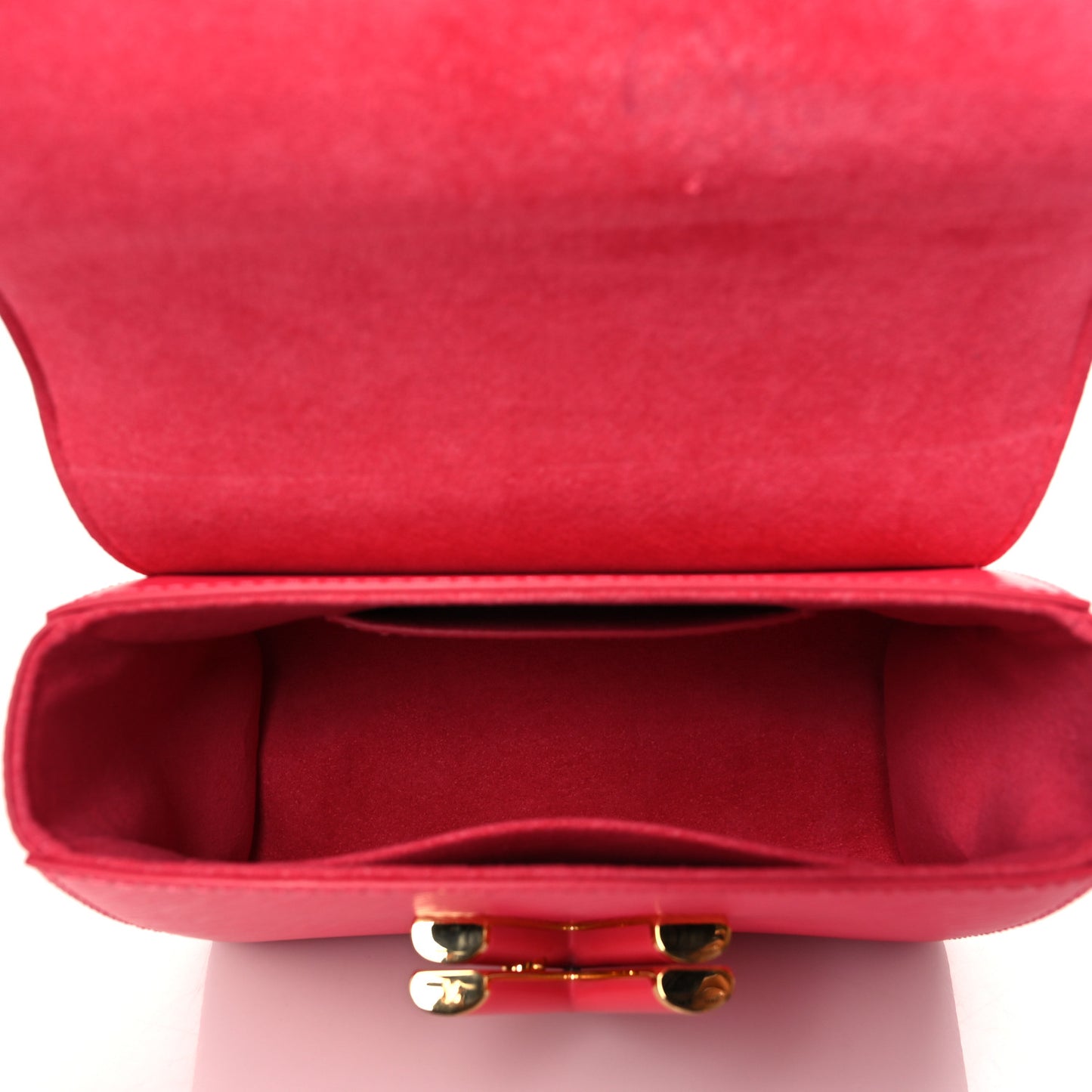 Epi Twist Shoulder Bag PM Dragon Fruit