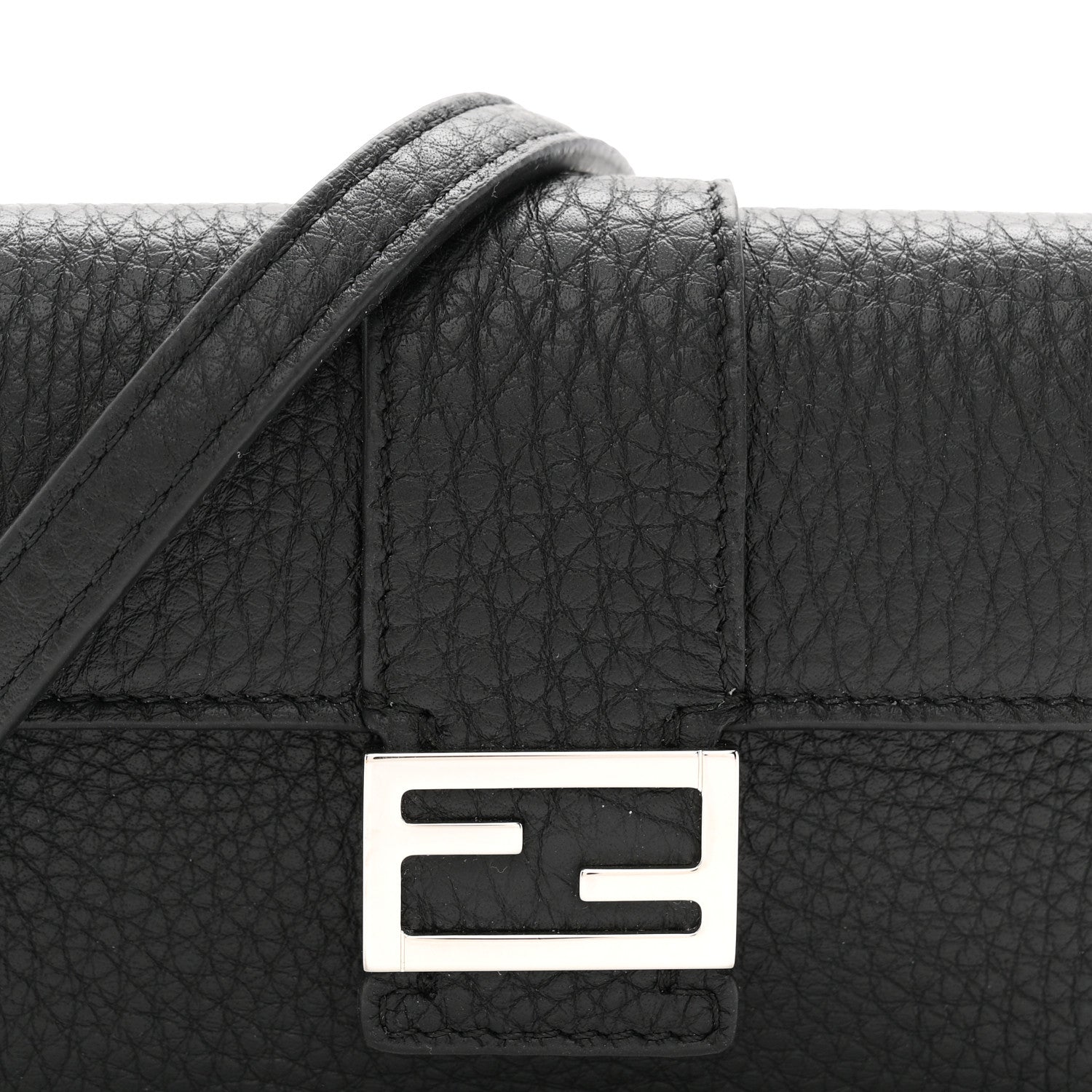 Fendi Cuoio Romano Micro Flat Baguette Black 6 of 9