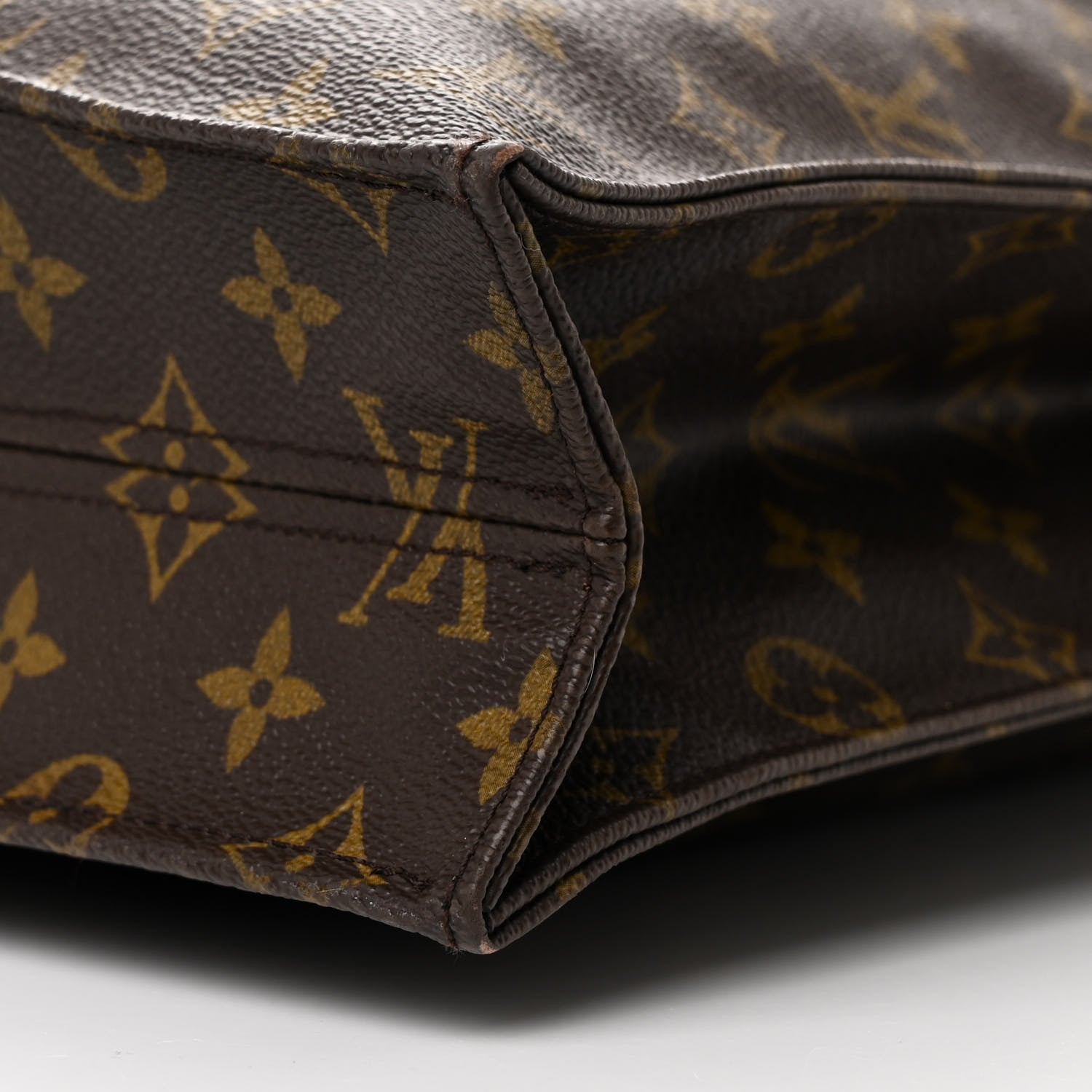 Louis Vuitton Monogram Sac Plat 9 of 15