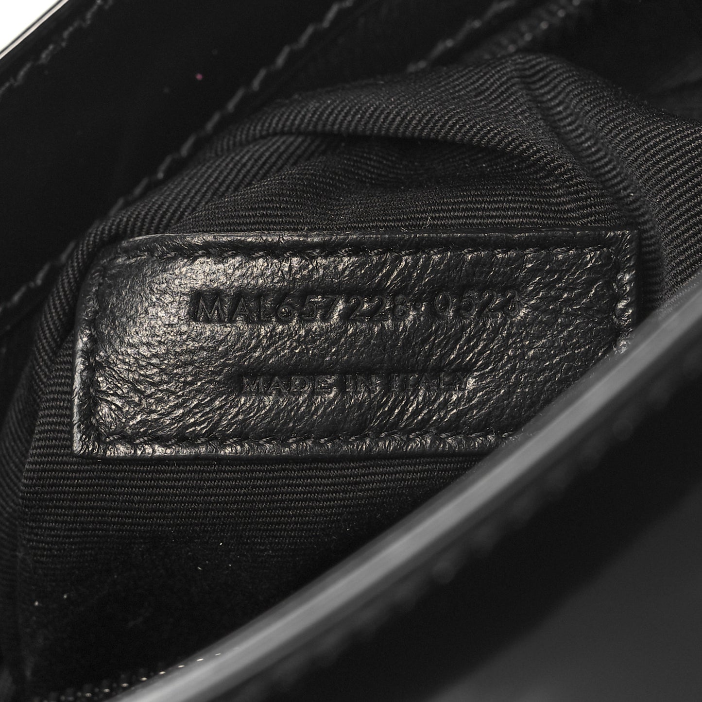 Patent Le 5 A 7 Monochrome Hobo Black
