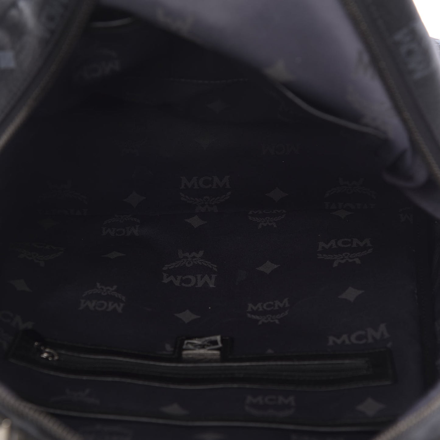 Visetos Studded Medium Backpack Black
