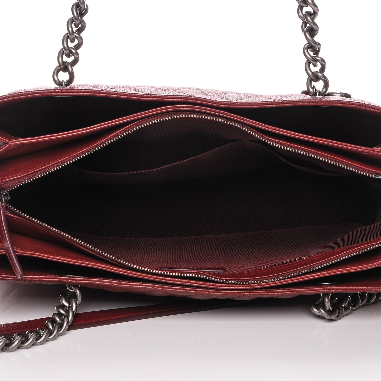 Caviar Quilted Medium Rock In Rome Tote Dark Red