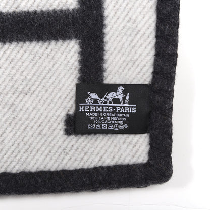 Hermes Wool Cashmere Avalon Blanket Ecru Gris Fonce 3 of 4
