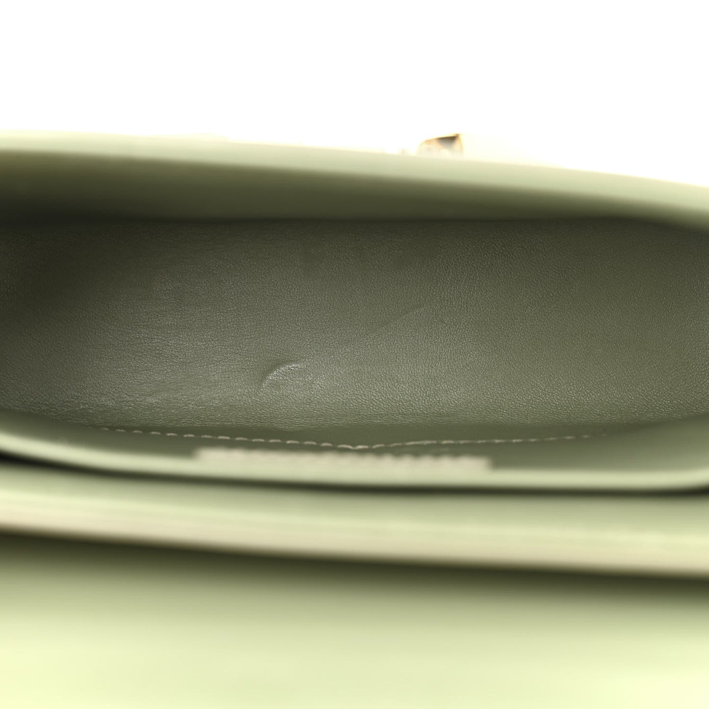 Box Calfskin 30 Montaigne Box Bag Mint Green