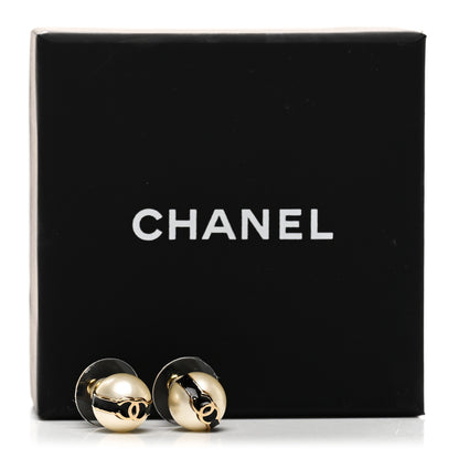 Chanel Pearl Metal CC Round Earrings White Black 5 of 5