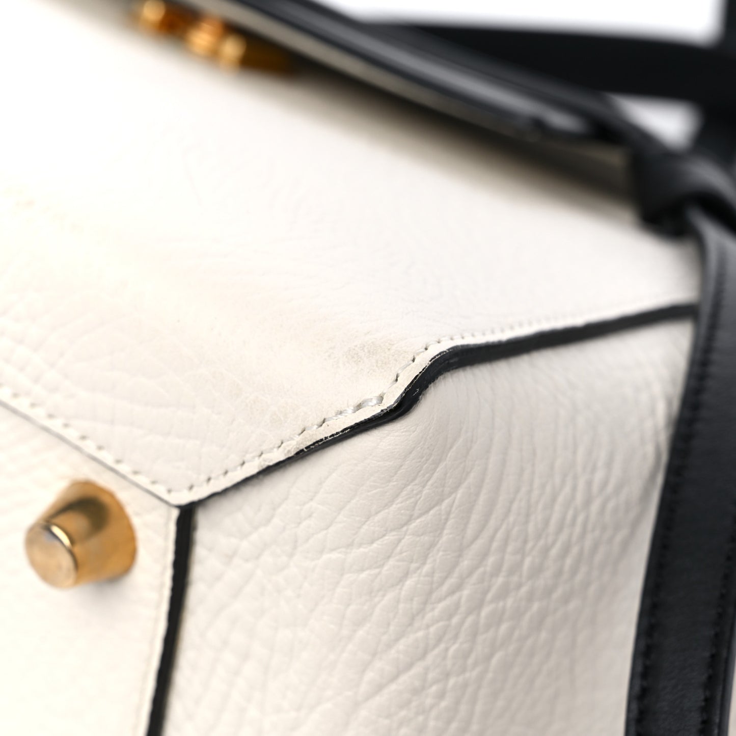Bullhide Mini Belt Bag Black White
